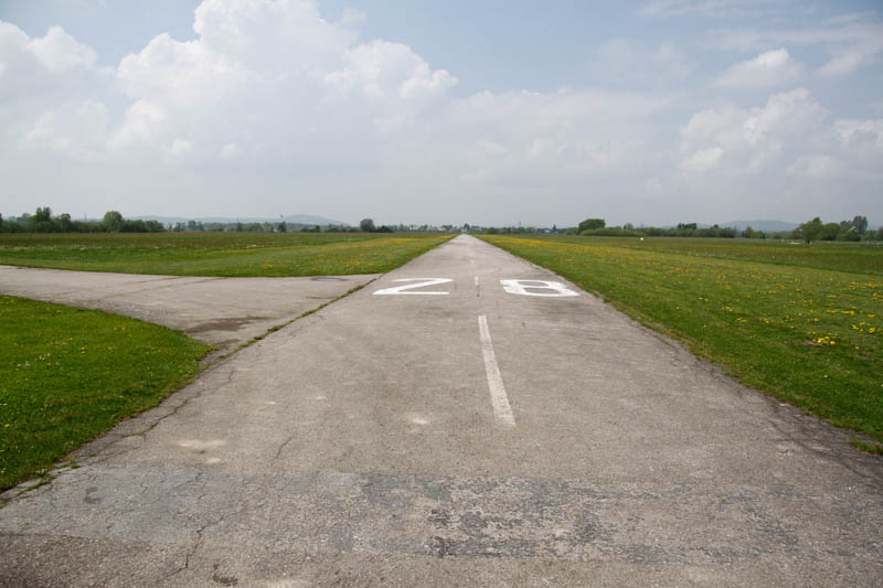 Startbahn — Blick nach Westen